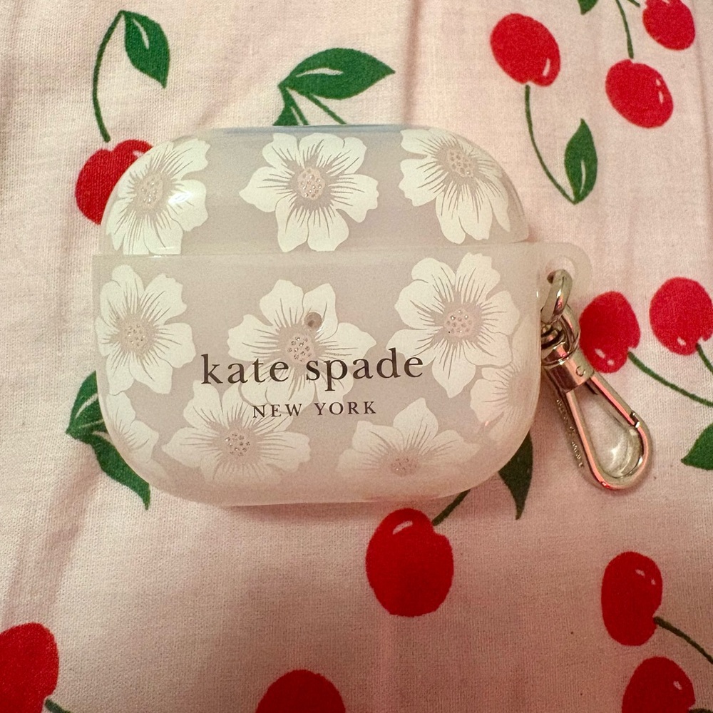 Kate Spade AirPods Protective Case with Keychain Ring